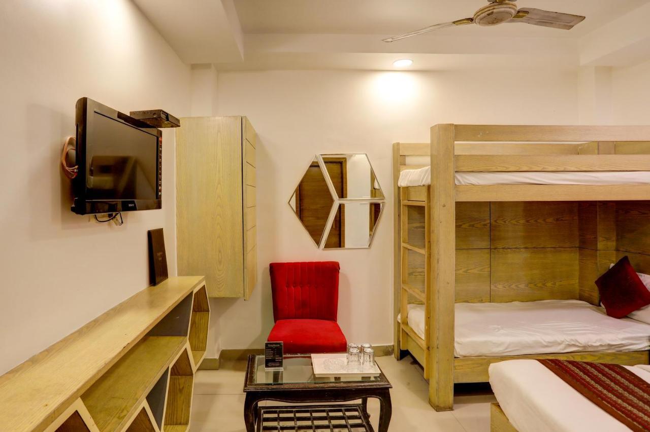 Hotel Nityaa Suites New Delhi Exterior photo