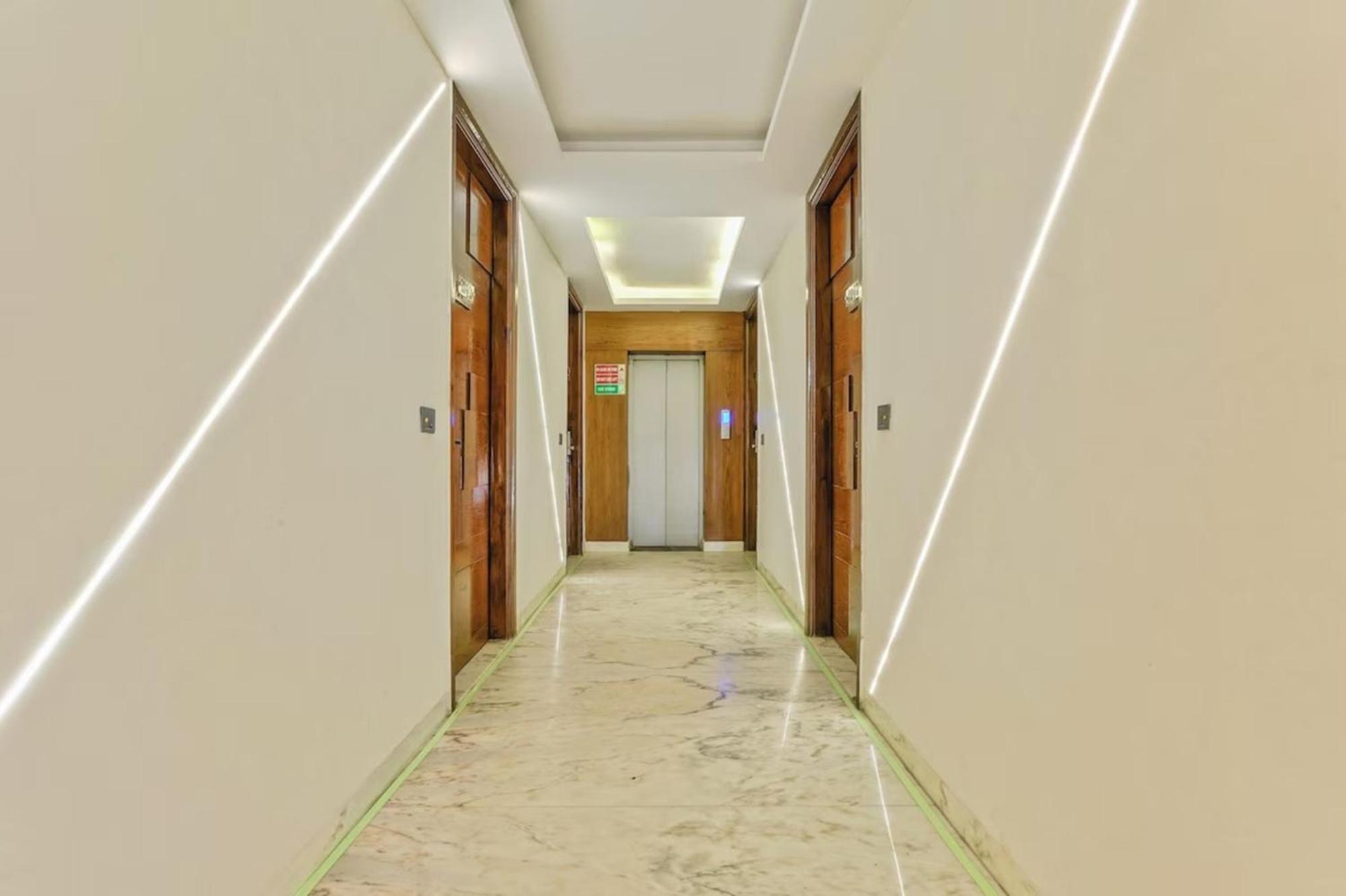 Hotel Nityaa Suites New Delhi Exterior photo